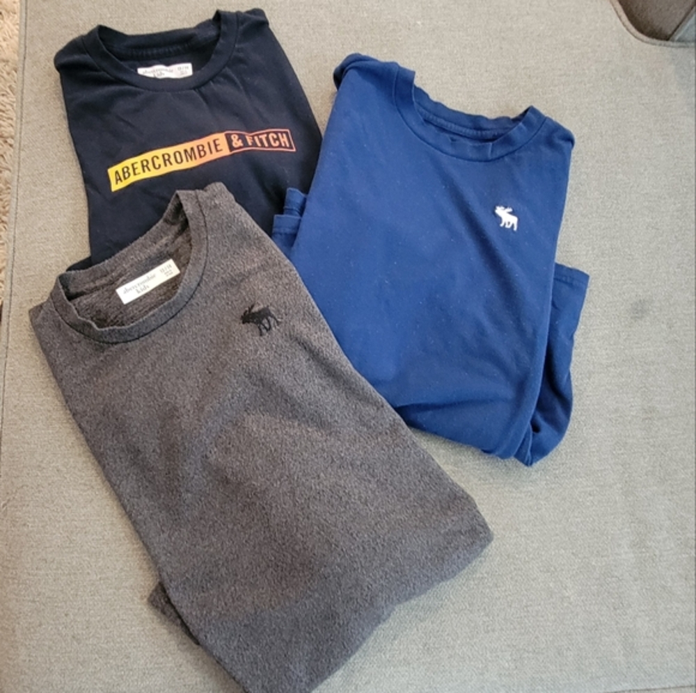 Abercrombie Kids long sleeve shirts size 13/14